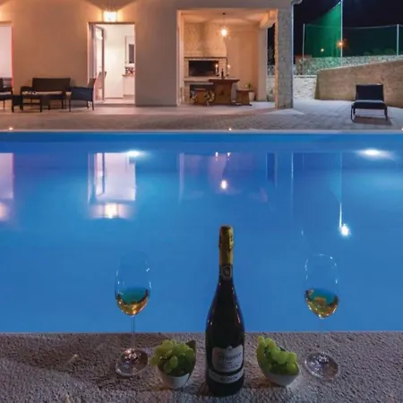 Holiday-home-moderna Casa de Férias